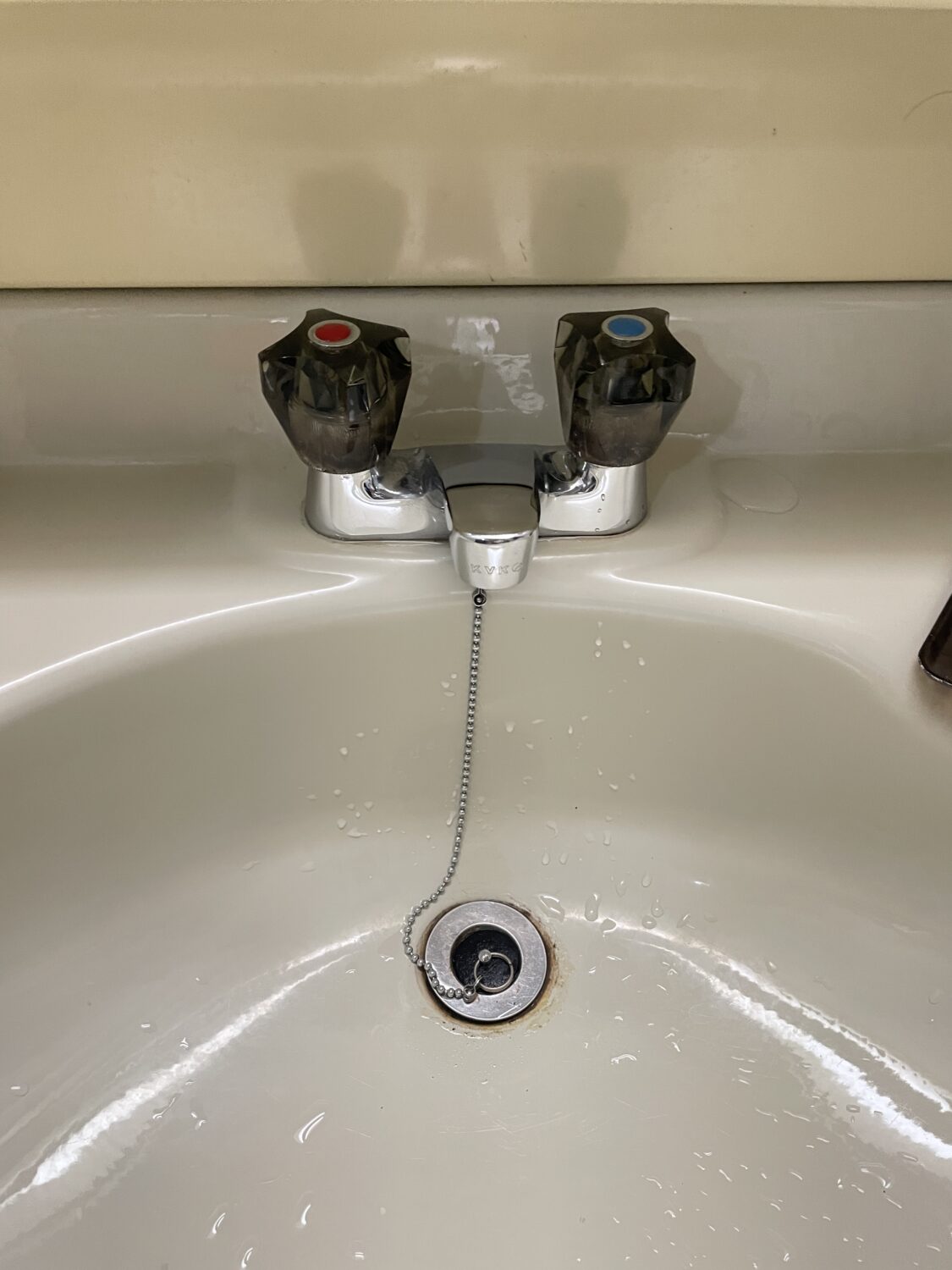 洗面水栓水漏れ🚿